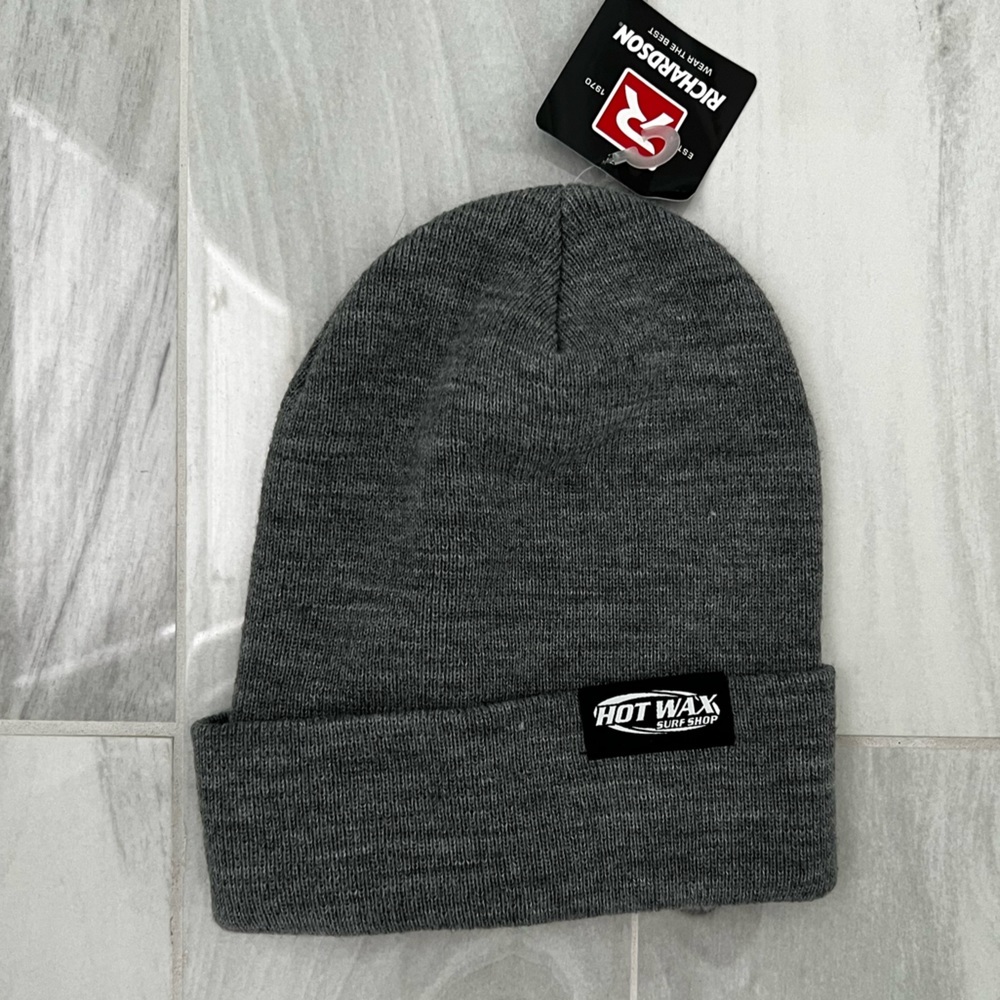 Mens Beanie NWT